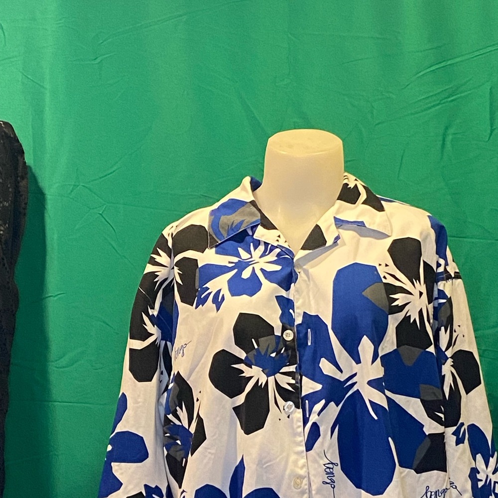 Hawaiian shirt